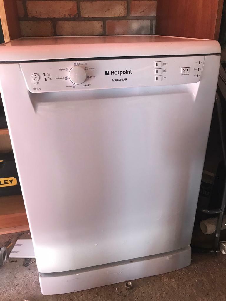 hotpoint dishwasher white